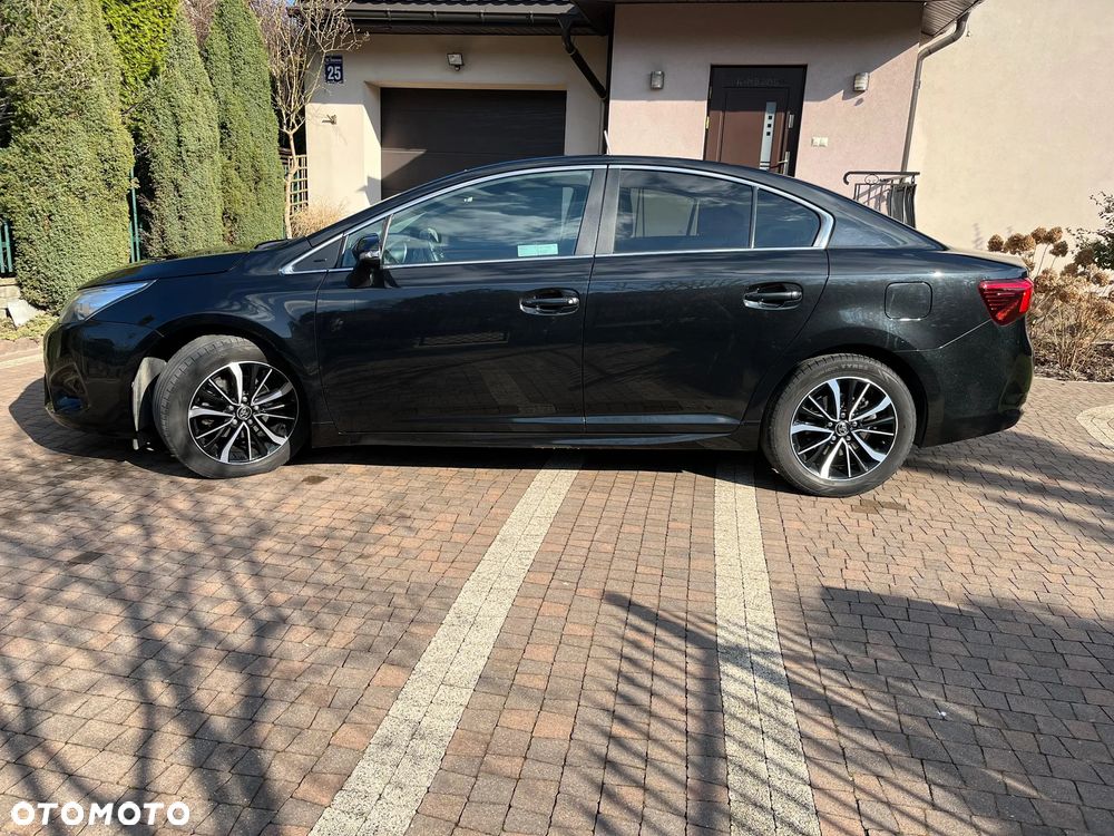 Toyota Avensis 1.8 Prestige MS - 9