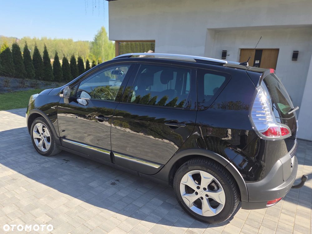 Renault Scenic Energy dCi 130 S&S Xmod Bose Edition - 17