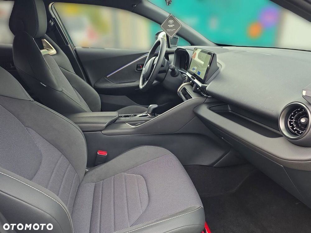 Toyota C-HR 2.0 PHEV Dynamic Force Executive - 10