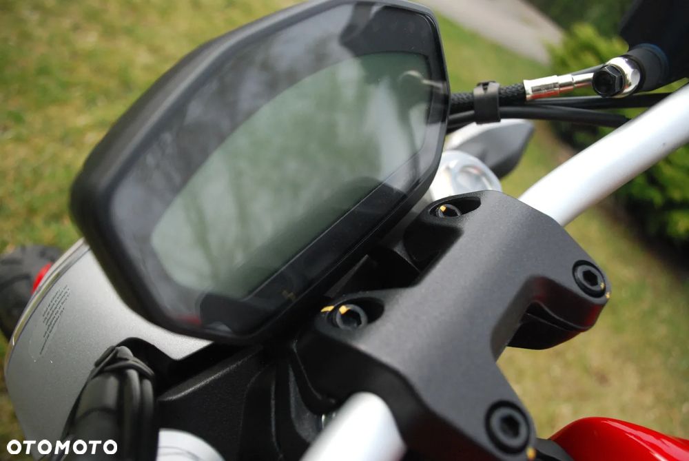 Ducati Monster - 13
