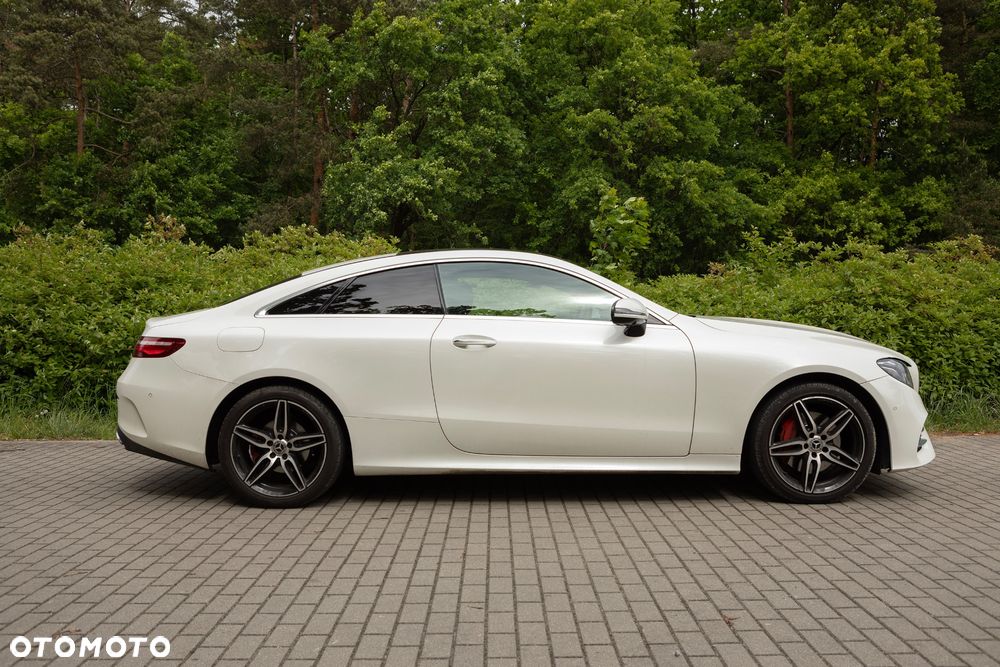 Mercedes-Benz Klasa E 220 d 4-Matic 9G-TRONIC