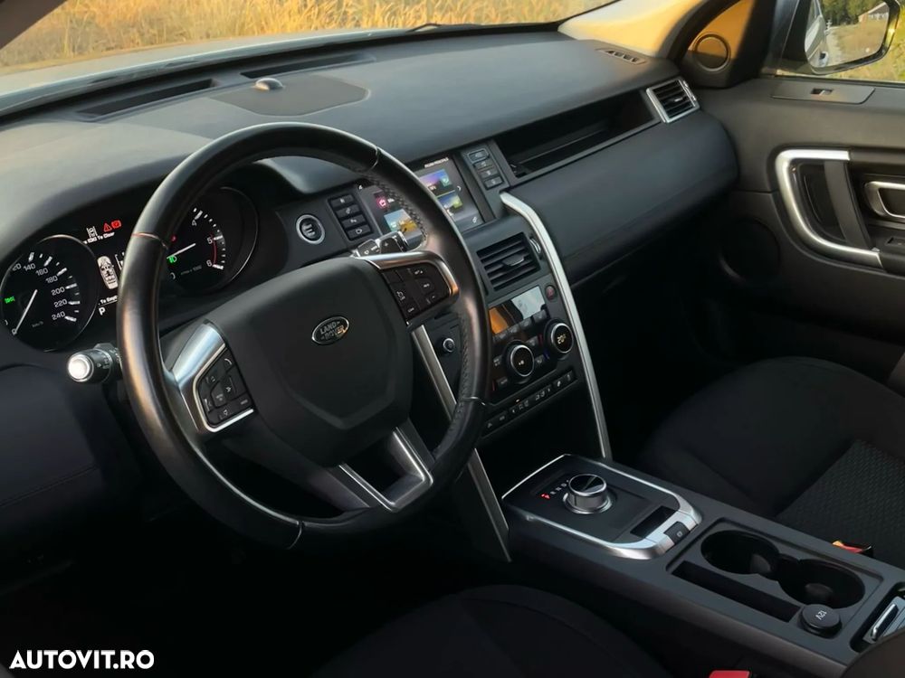Land Rover Discovery Sport 2016 photo 5