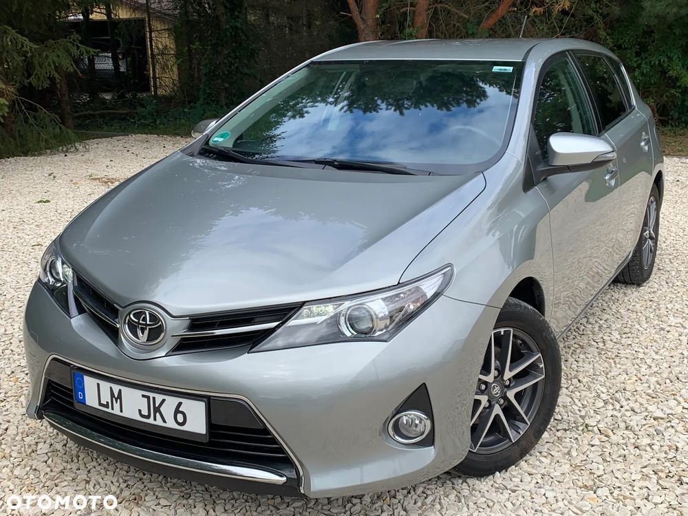 Toyota Auris 1.6 Prestige - 3