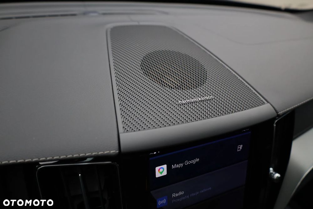 Volvo XC 60 T8 AWD Polestar Engineered - 11