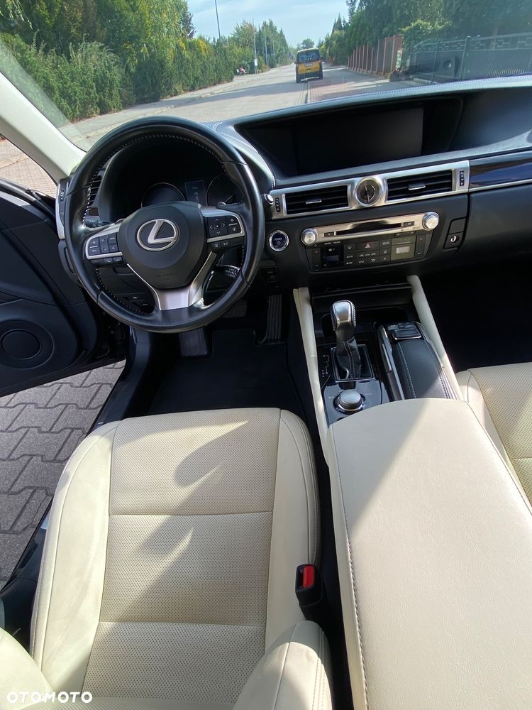 Lexus GS - 19