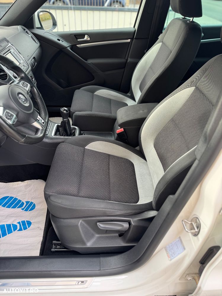 Volkswagen Tiguan 2.0 TDI DPF 4Motion Sport & Style - 13