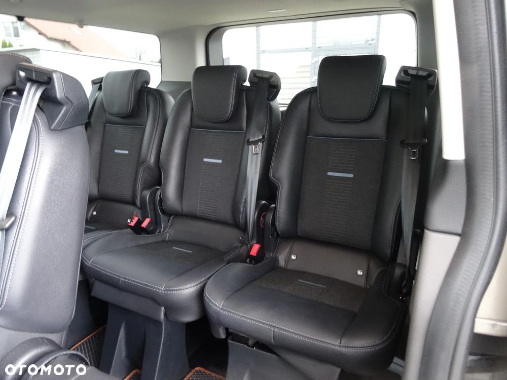 Ford Tourneo Custom 2.0 EcoBlue L2 Active SelectShift - 19