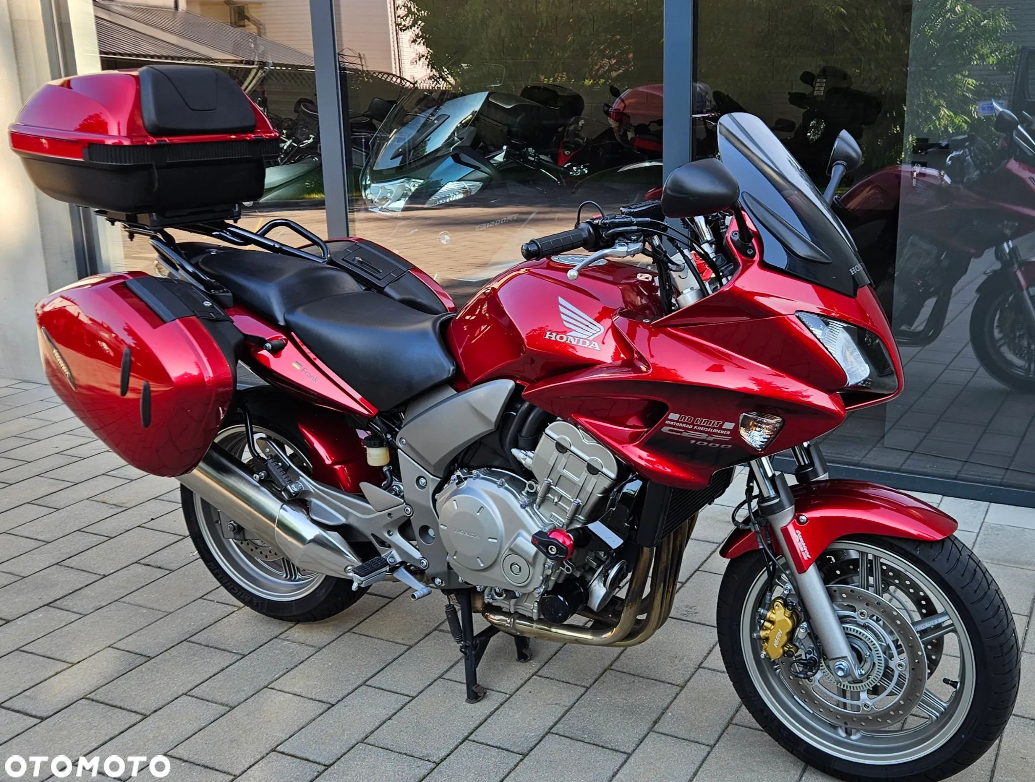 Honda CBF - 1