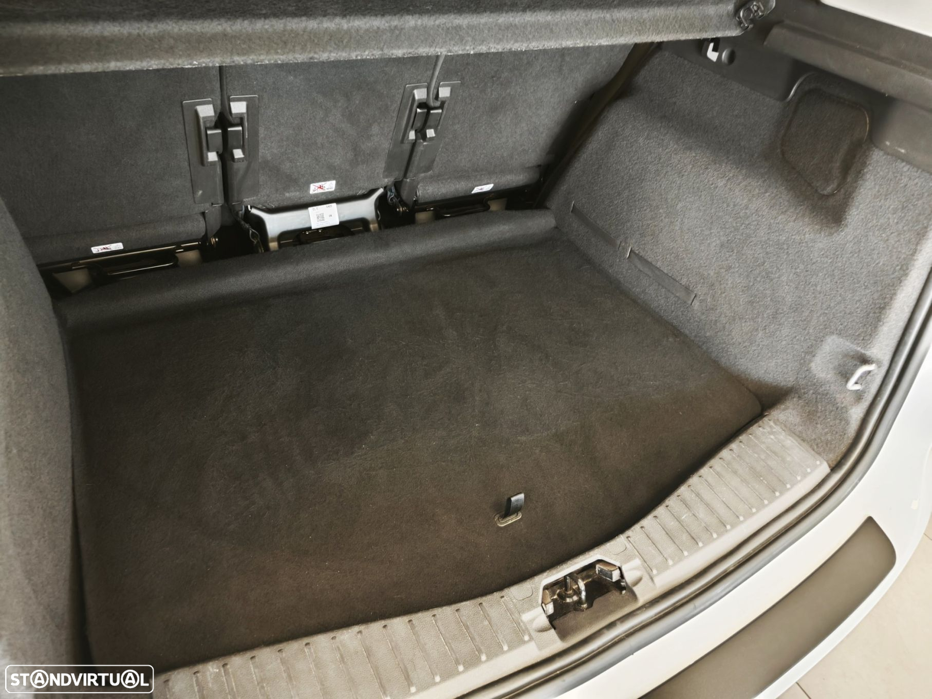 Ford C-Max 1.0 Ecoboost S&S Titanium - 51