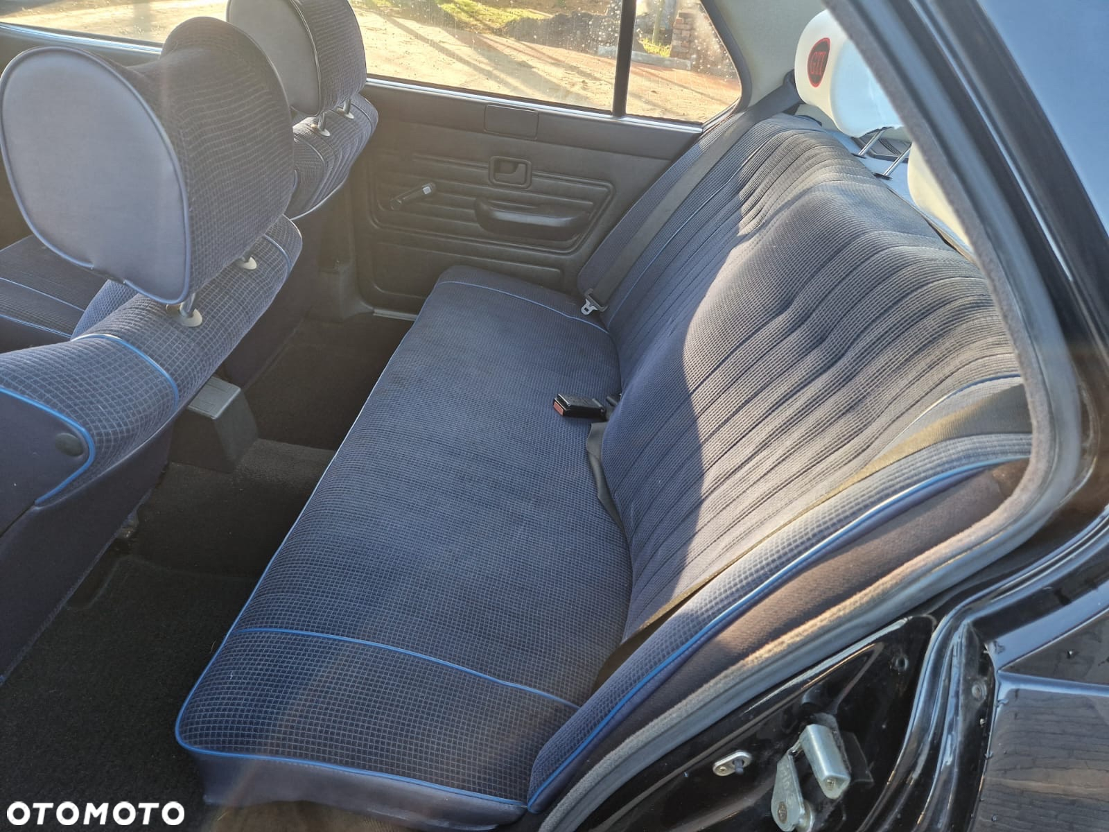 BMW Seria 5 518 i - 22