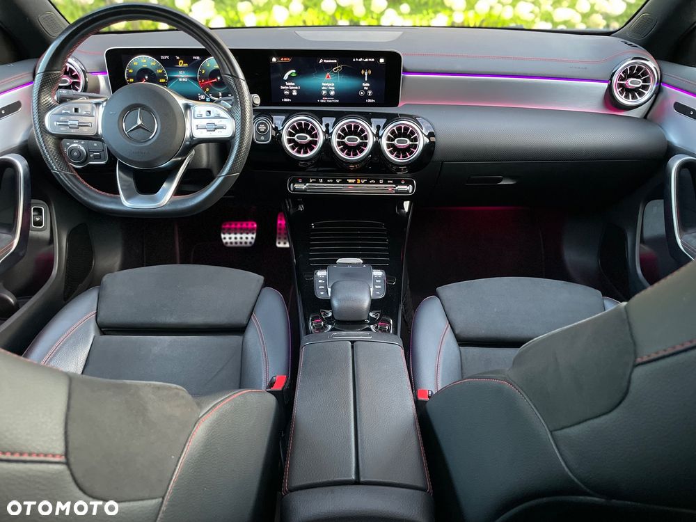 Mercedes-Benz CLA 200 AMG Line 7G-DCT - 18