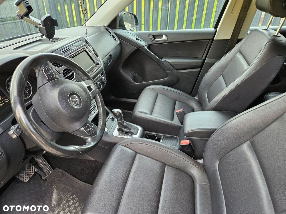 Volkswagen Tiguan - 16