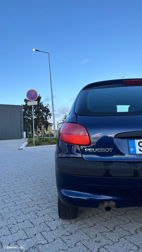 Peugeot 206 1.9 D XT - 28