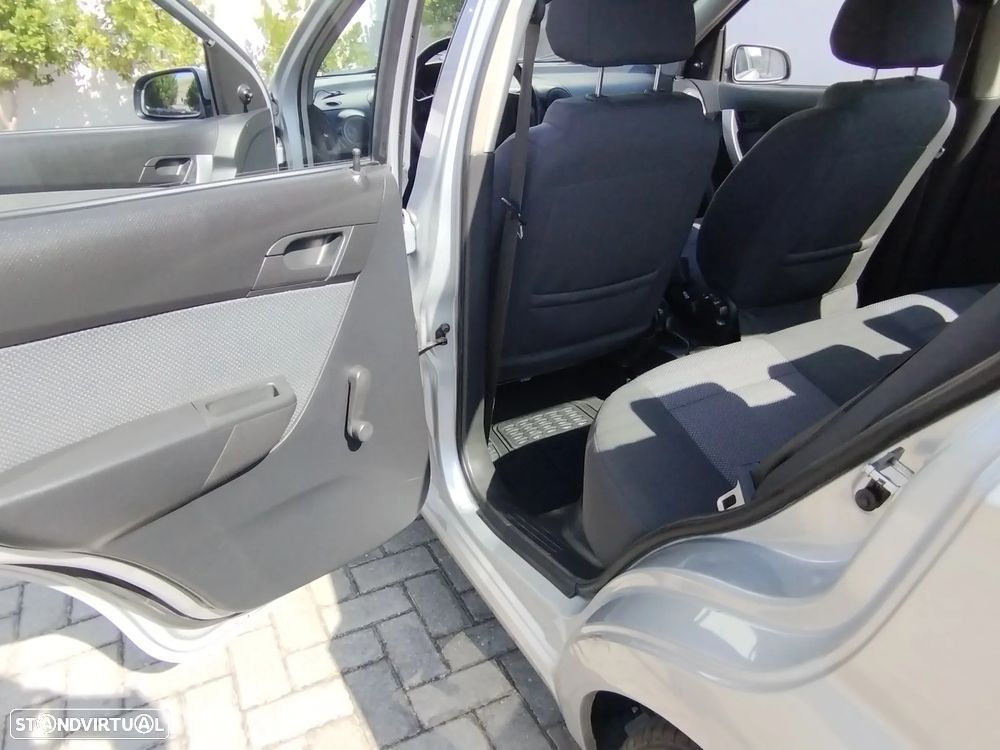 Chevrolet Aveo 1.2 LS Bi-Fuel - 10
