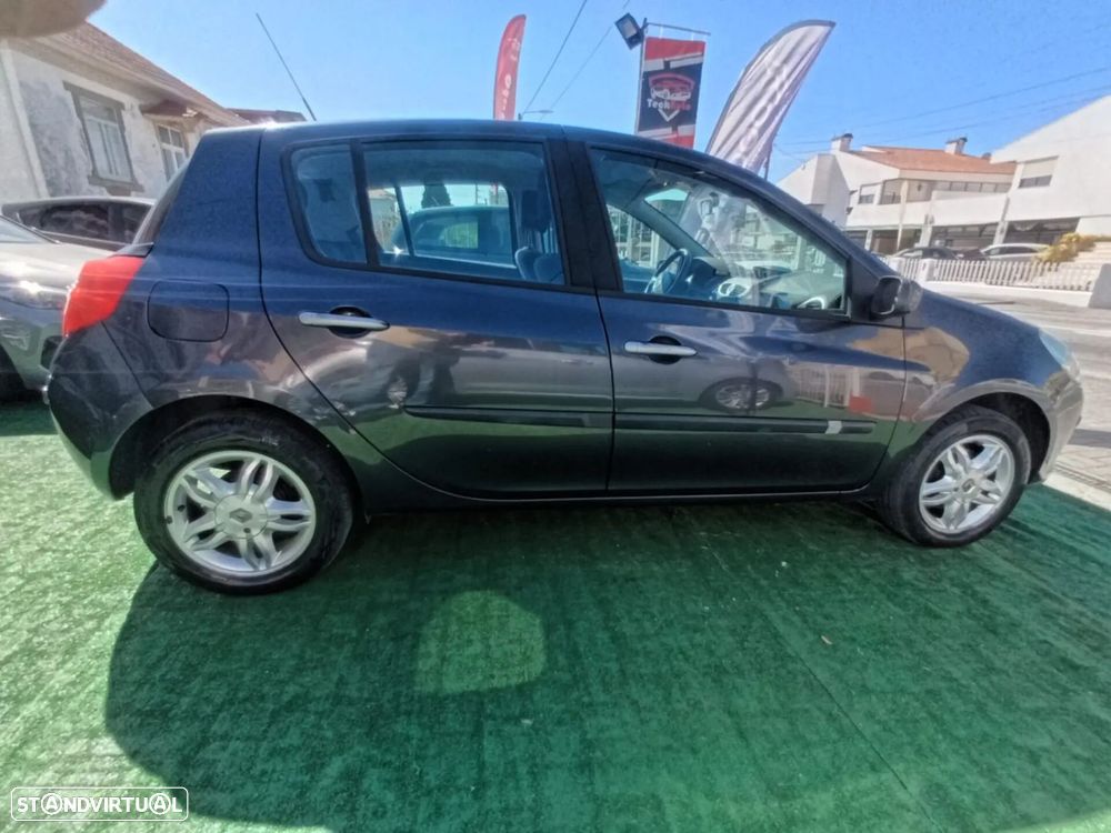 Renault Clio 1.2 16V Dynamique - 7