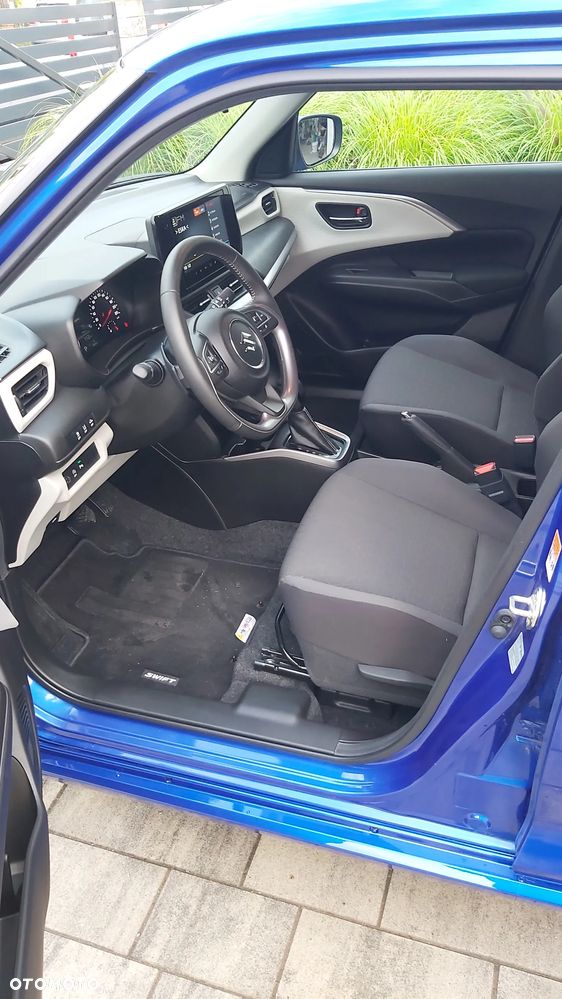 Suzuki Swift 1.2 Dualjet SHVS Elegance CVT - 8