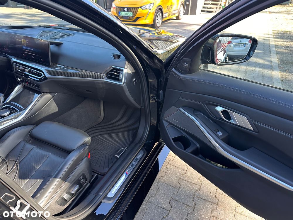 BMW M3 Competition M xDrive - 30