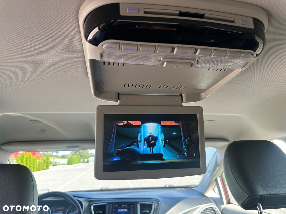 Chrysler Pacifica - 20