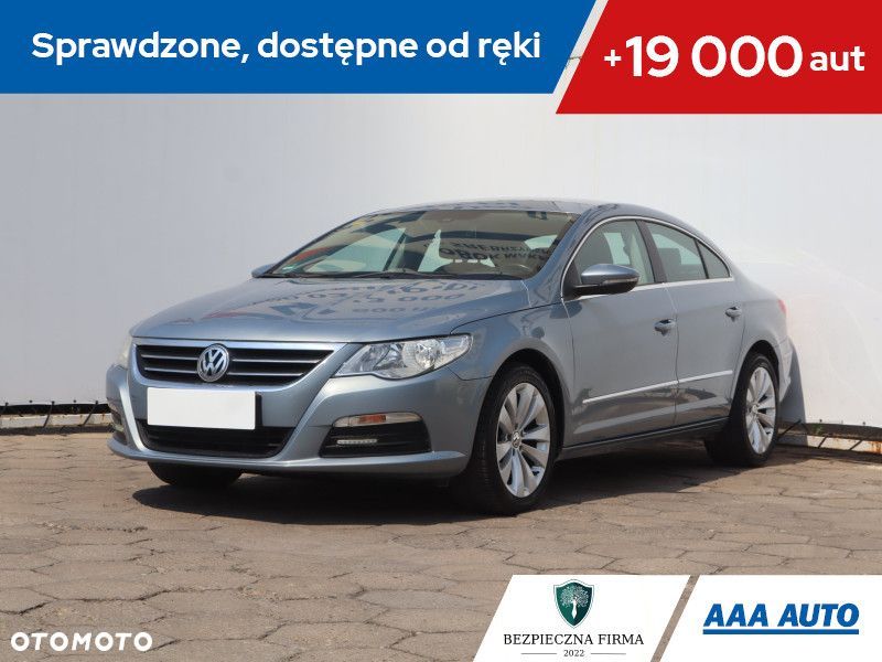 Volkswagen Passat CC - 2