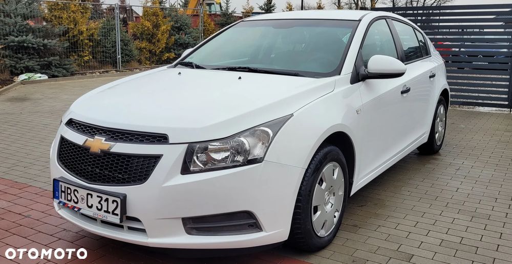 Chevrolet Cruze 1.6 LS - 1