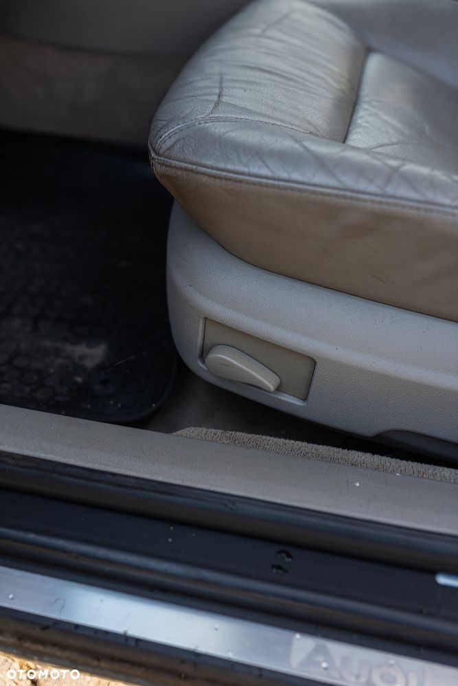 Audi A6 ver-a6-2-4-multitronic - 20