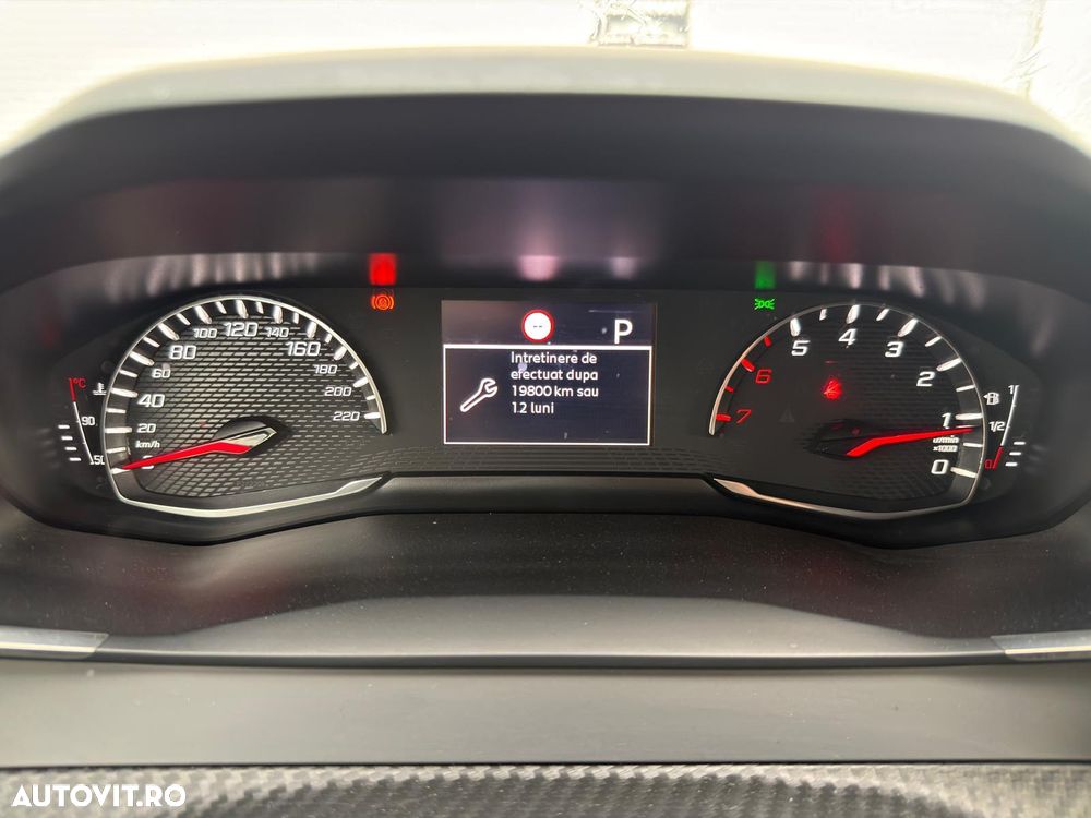 Peugeot 208 - 20