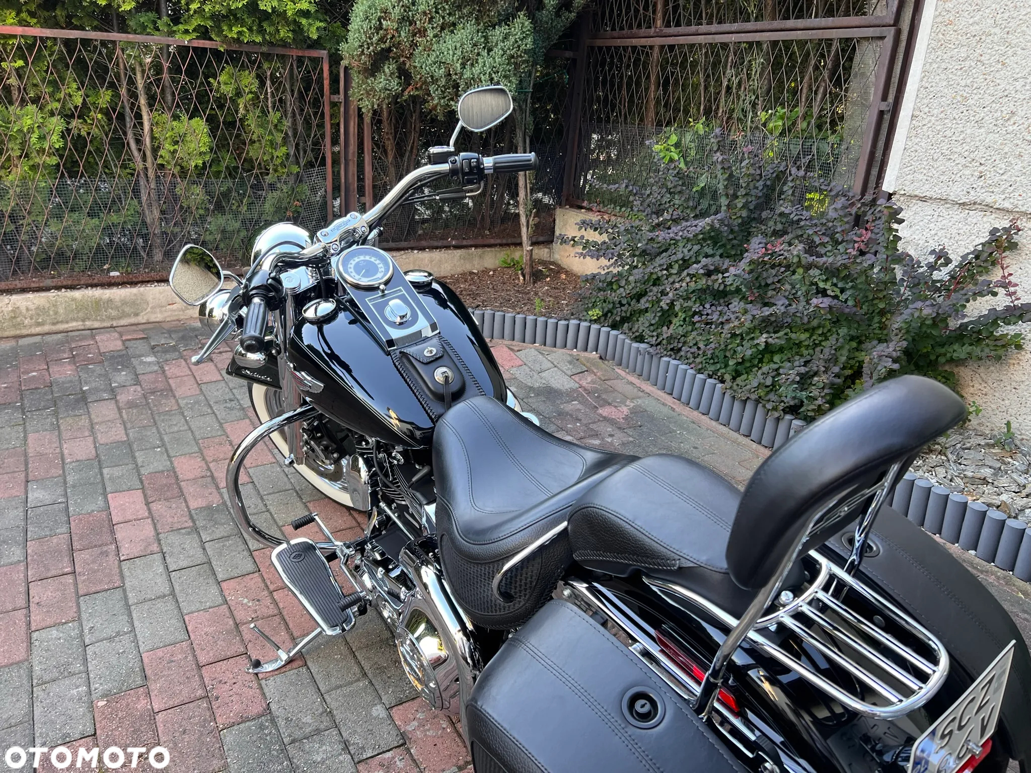 Harley-Davidson Softail Deluxe - 26