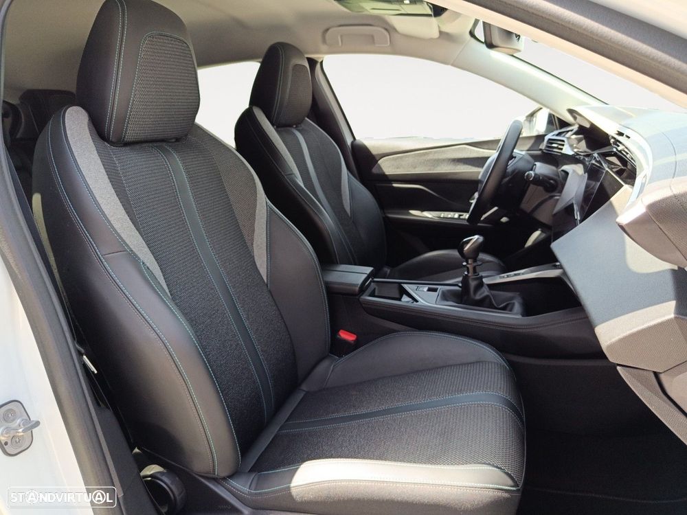 Peugeot 308 1.2 PureTech Allure - 15