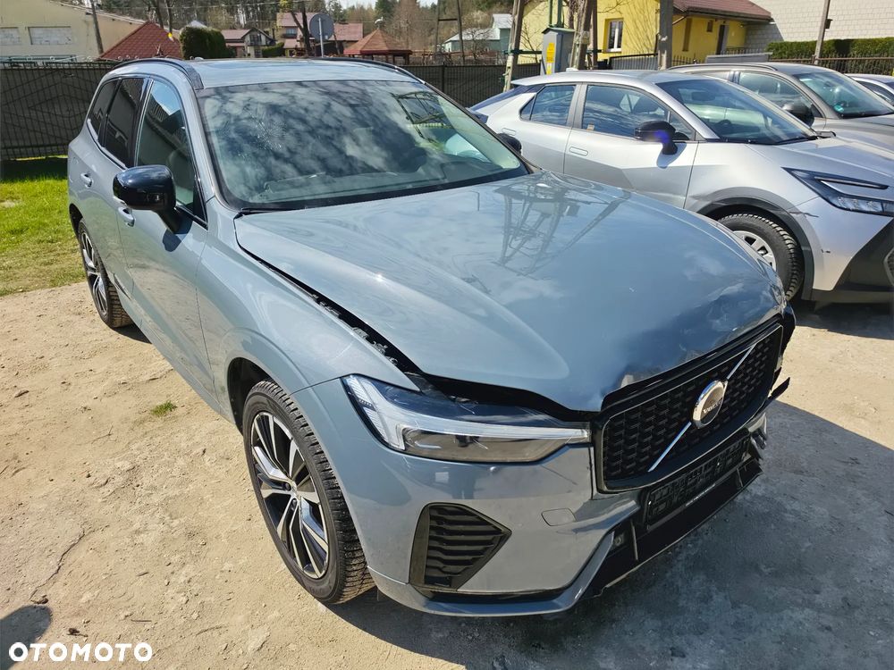 Volvo XC 60 B4 D AWD Plus Dark - 6