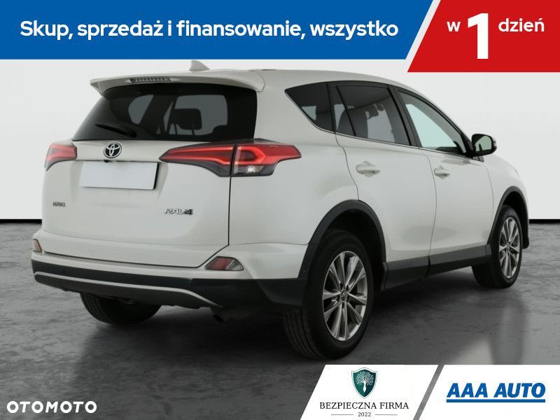 Toyota RAV4 - 7