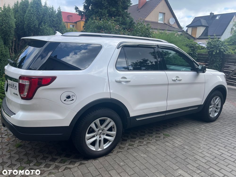 Ford Explorer - 6