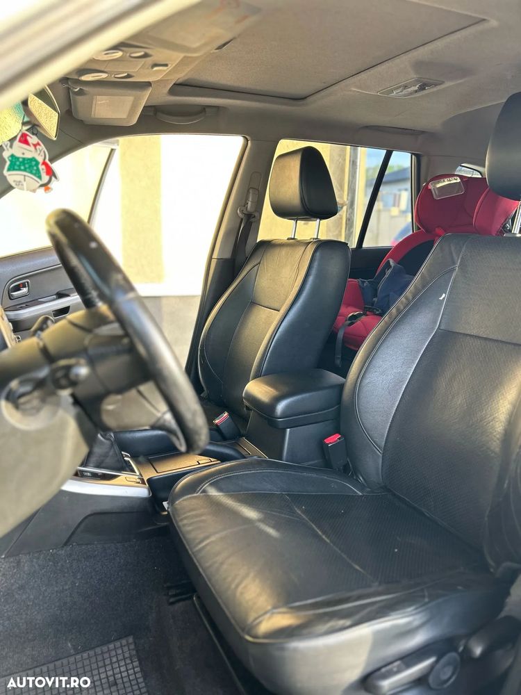 Suzuki Grand Vitara 1.9 DDIS Navi - 17