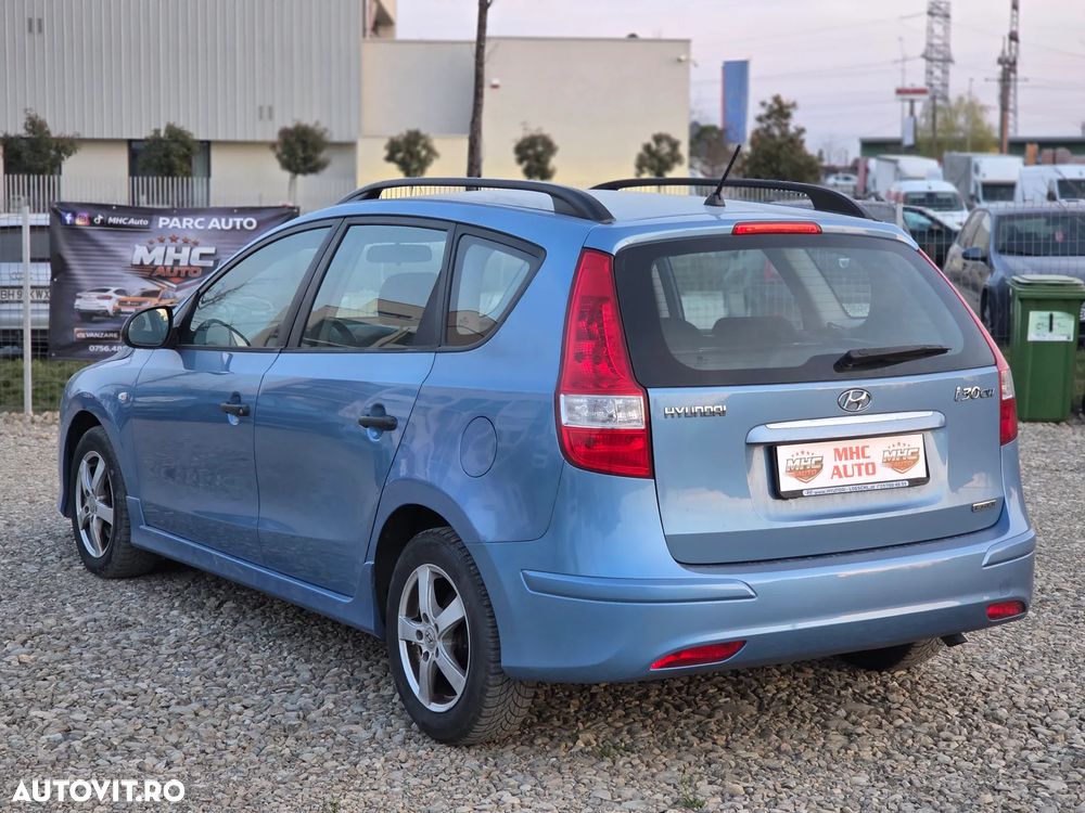 Hyundai i30 1.6 CRDI Classic - 4