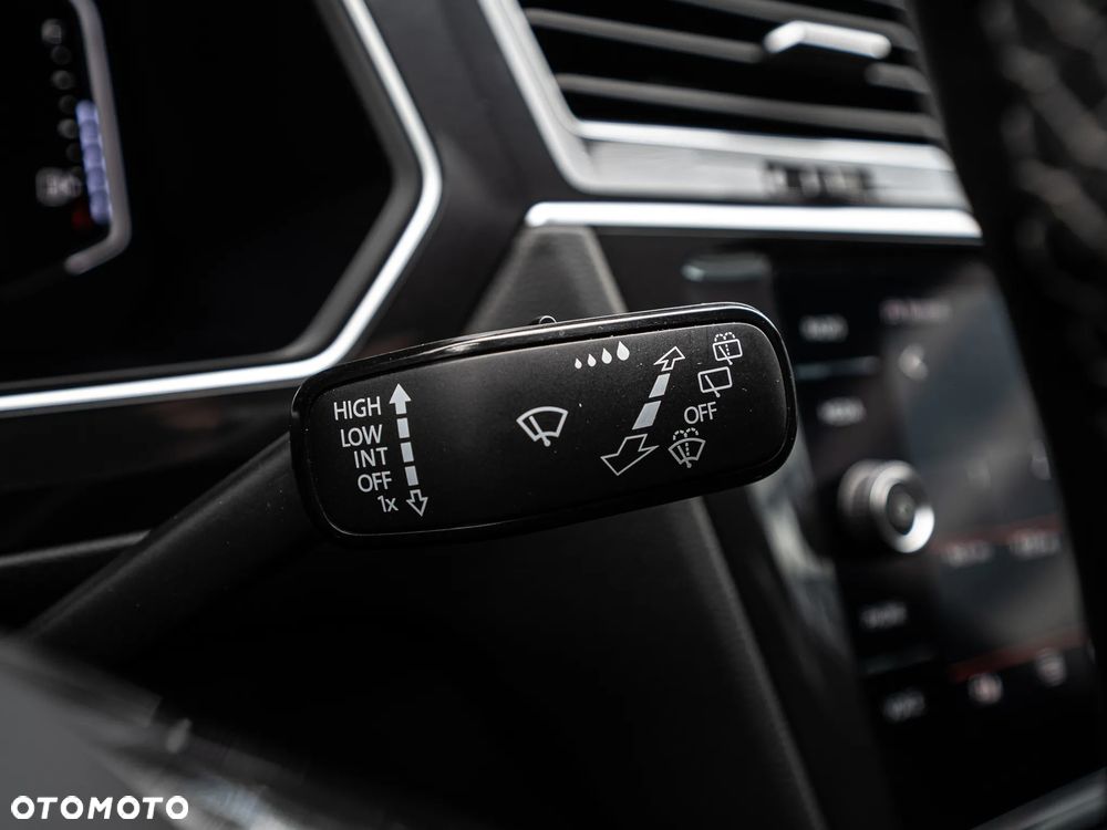 Volkswagen Tiguan 2,0 TSI OPF 4Motion DSG R-Line - 18