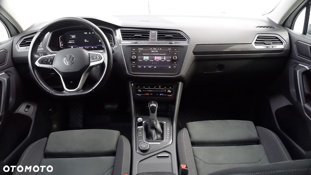 Volkswagen Tiguan - 6