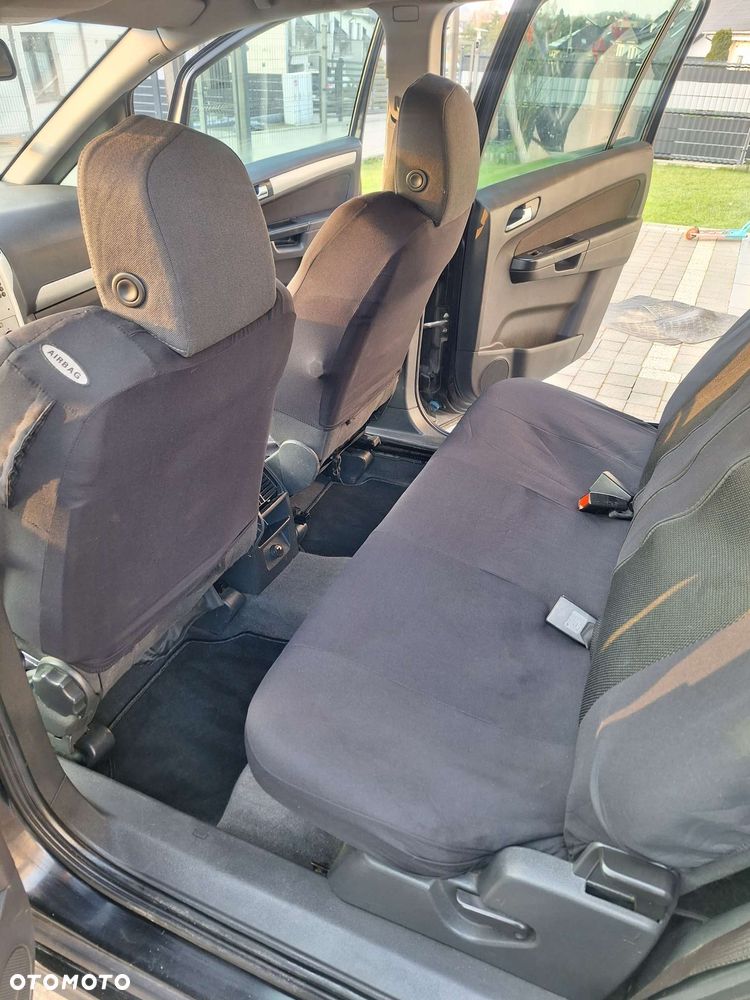 Opel Zafira - 7