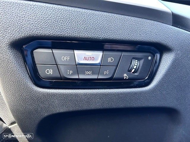 BMW 320 d Touring Auto - 19