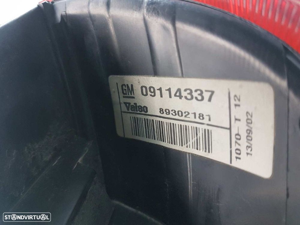 FAROLIM TRASEIRO DIREITO OPEL CORSA C CLUB - 4