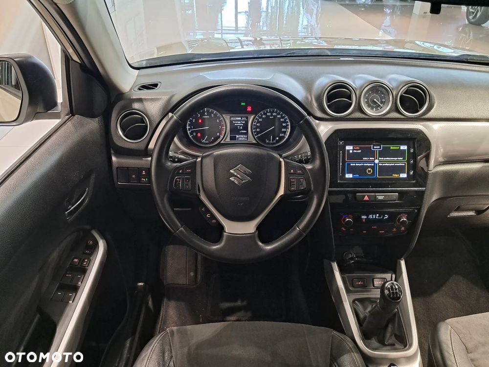 Suzuki Vitara 1.6 XLED 4WD - 8
