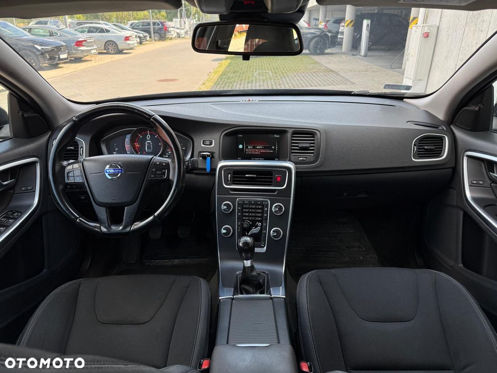 Volvo S60 D3 Kinetic - 11