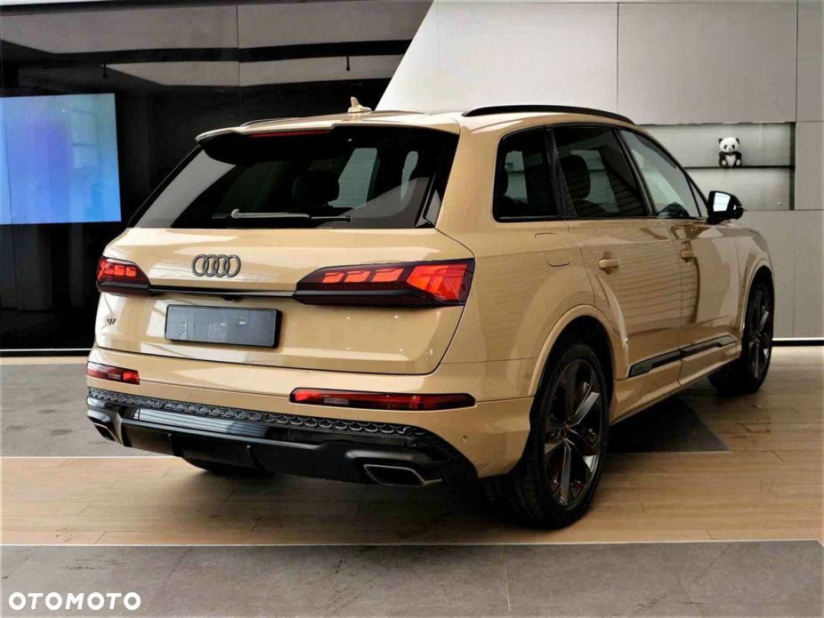 Audi Q7 - 3