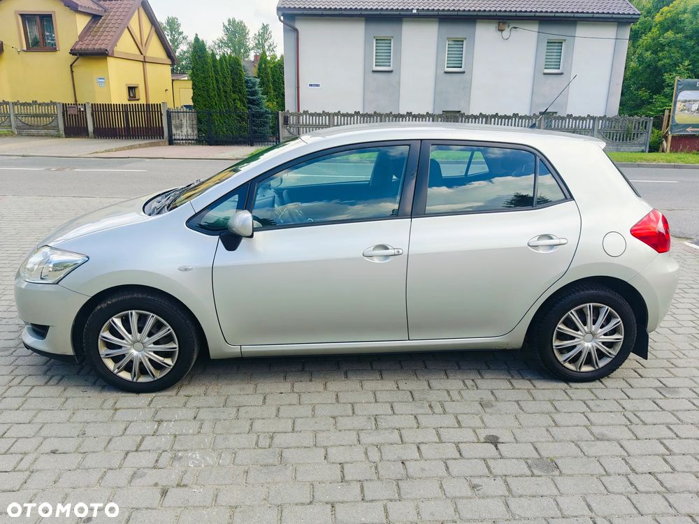 Toyota Auris 2.0 D-4D Premium - 10