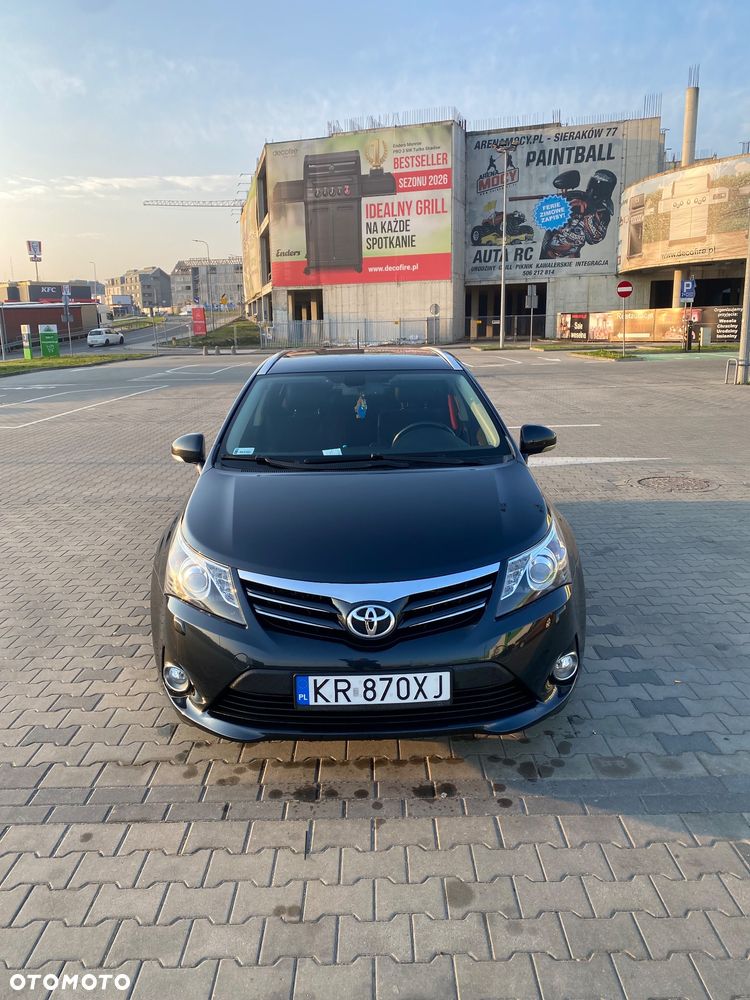 Toyota Avensis 2.0 D-4D Premium - 4