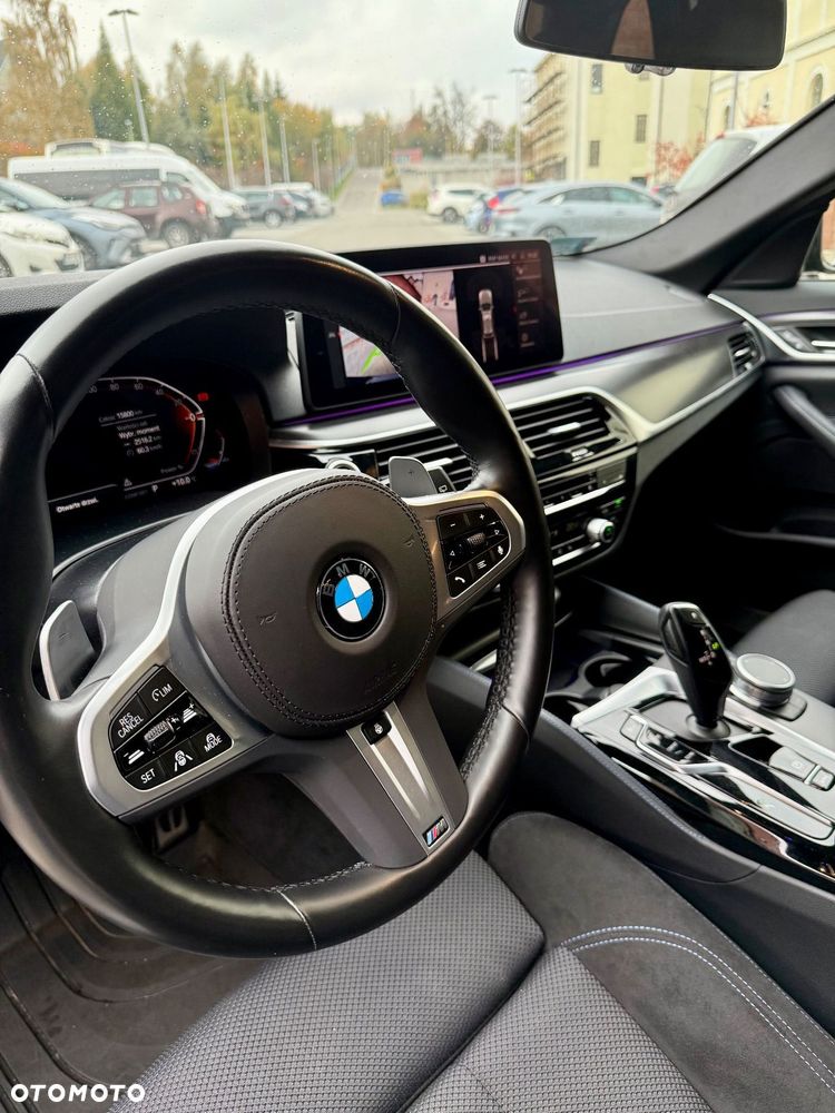 BMW Seria 5 530d xDrive M Sport sport - 11