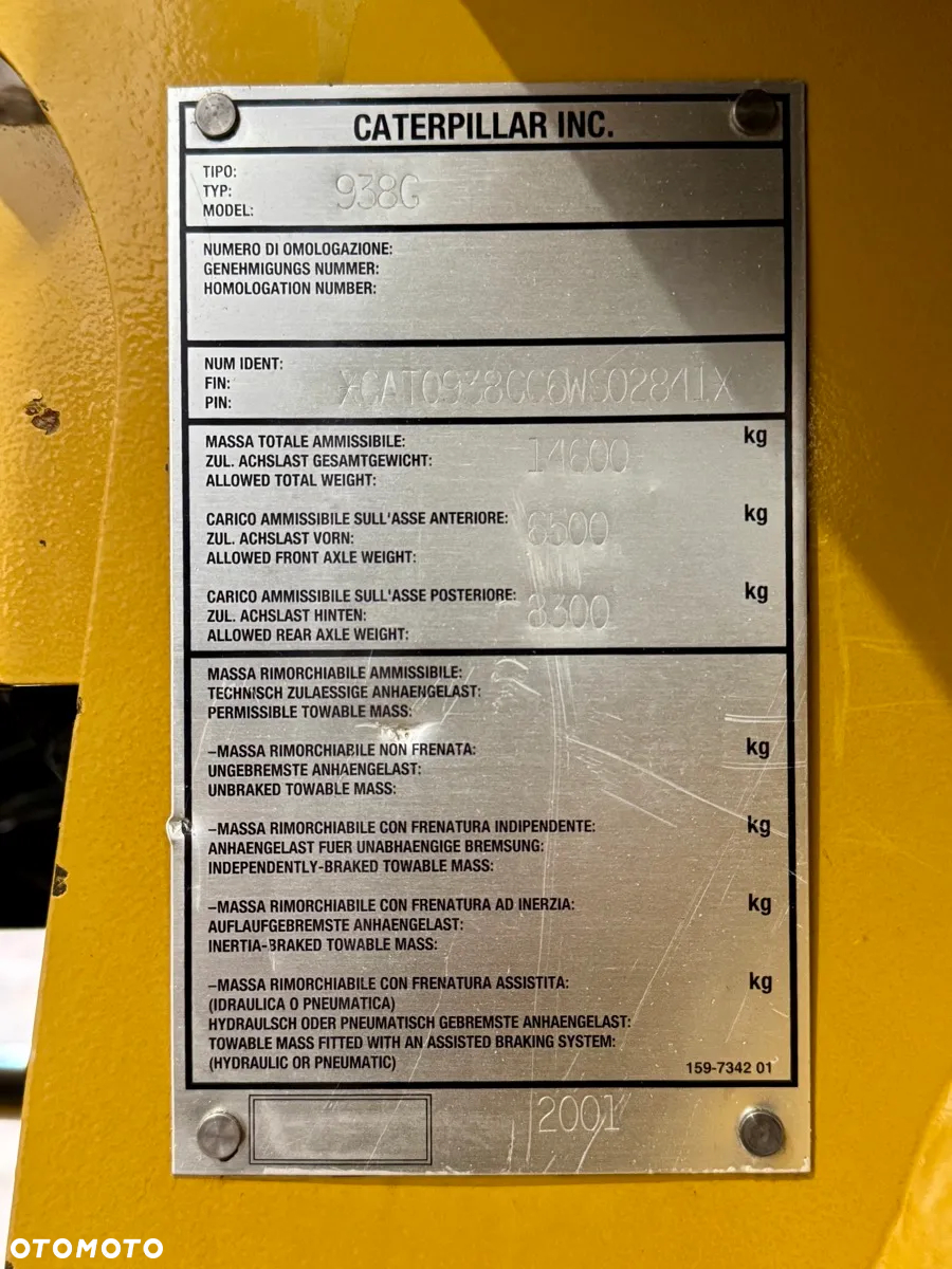 Caterpillar 938G - 11