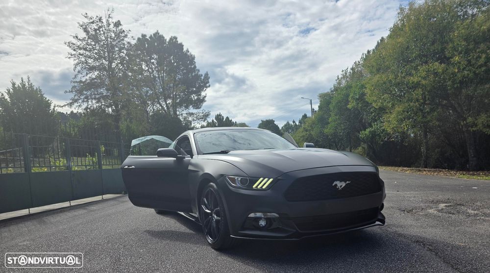 Ford Mustang 2.3i EcoBoost Aut. - 12
