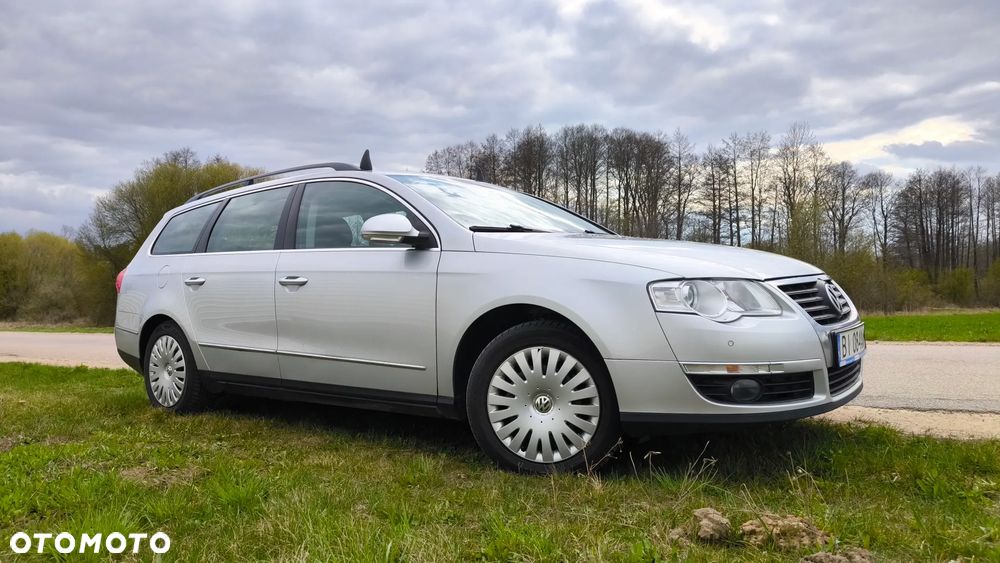 Volkswagen Passat - 2