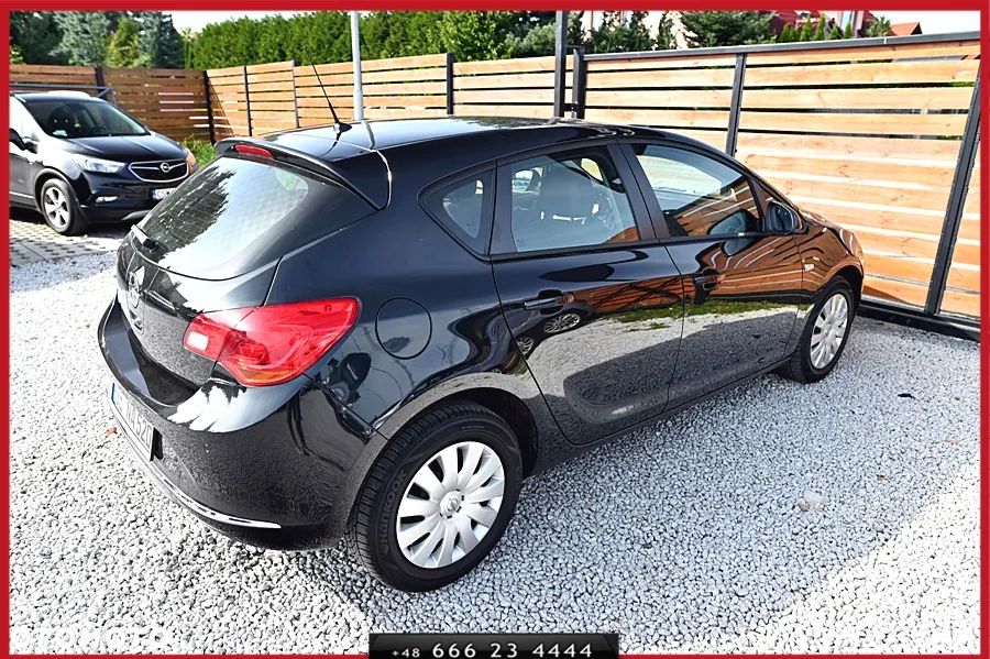 Opel Astra 1.6 Sport EU6 - 13