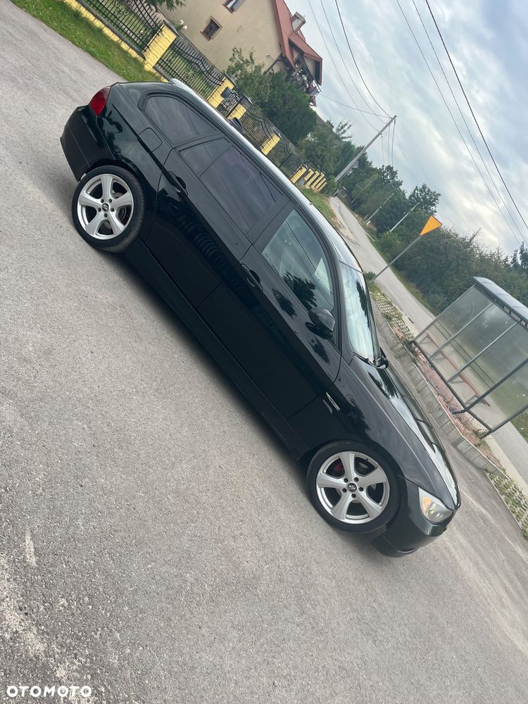 BMW Seria 3 320d - 4