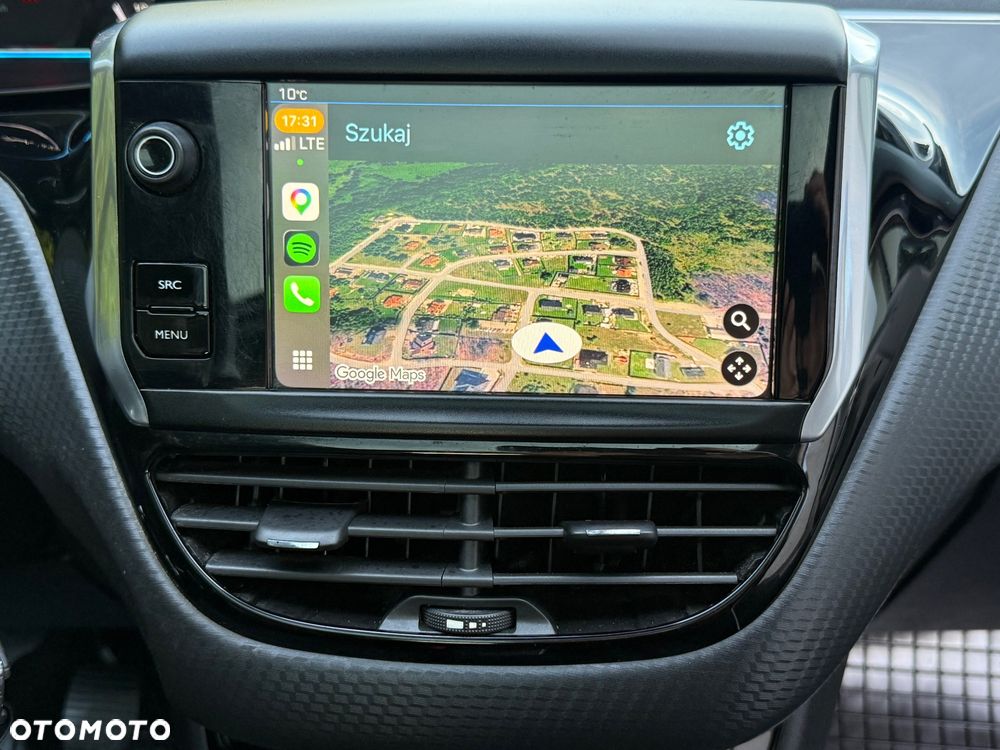 Peugeot 2008 BlueHDi 100 STOP & START Allure - 11